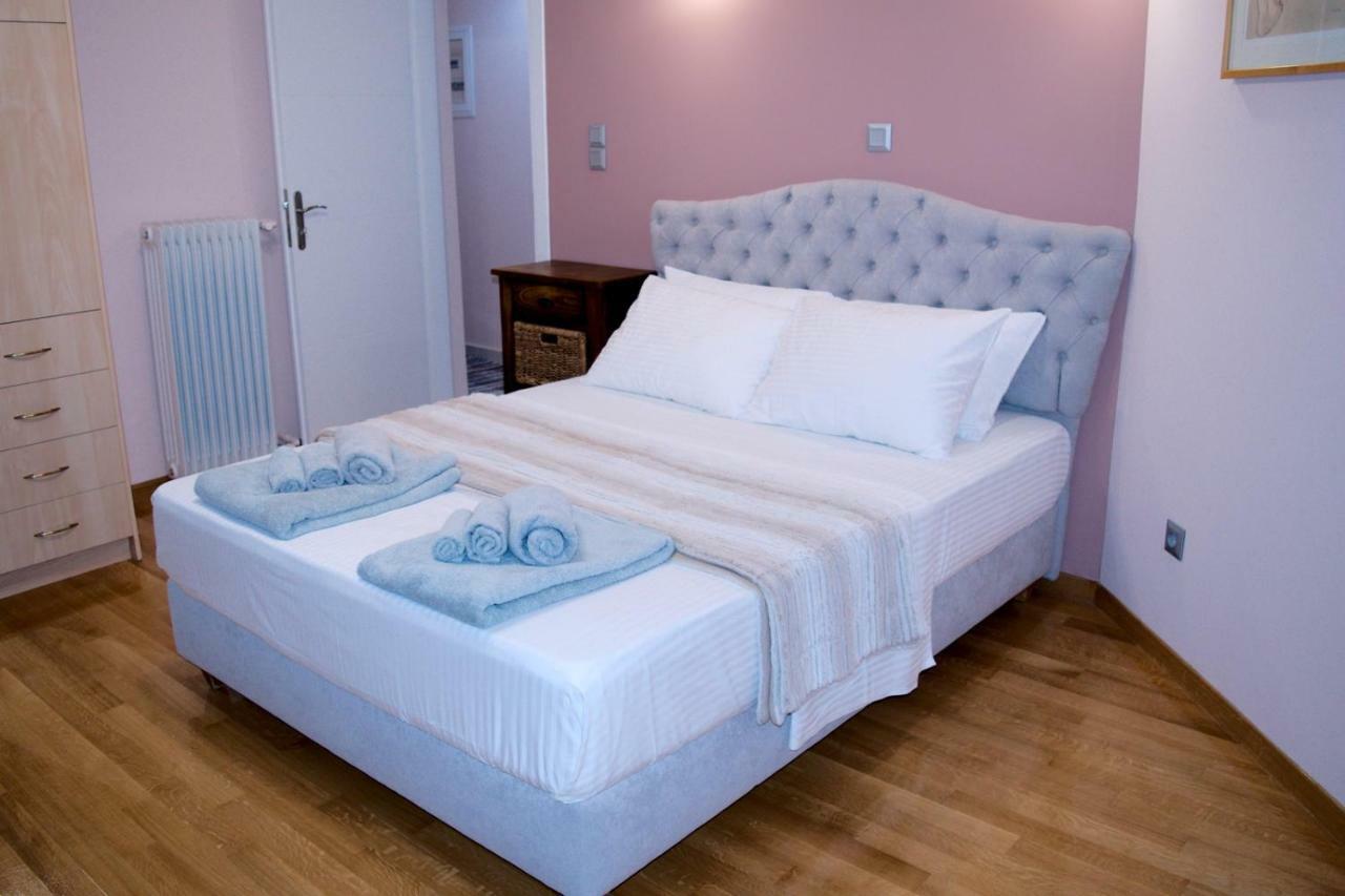 George'S Cozy Apartment In Plaka Афіни Екстер'єр фото